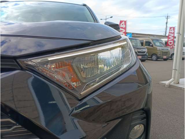 Toyota RAV4 12