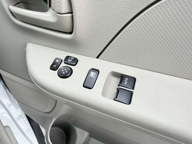 Suzuki Every 8