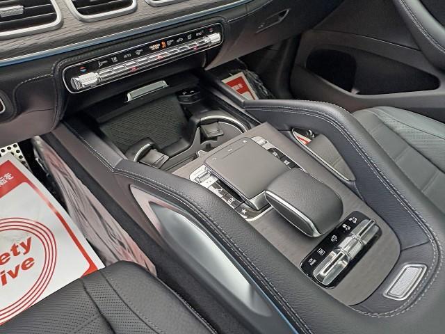 Mercedes-Benz GLS 11