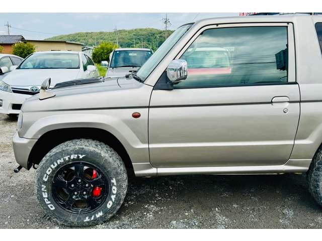 Mitsubishi Pajero Mini 11