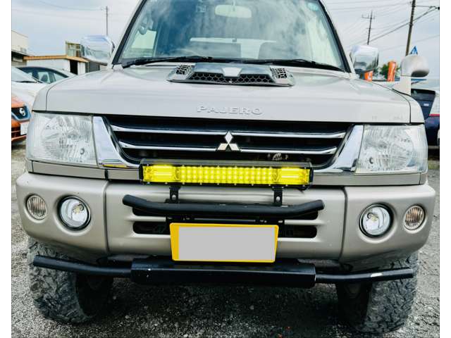 Mitsubishi Pajero Mini 4