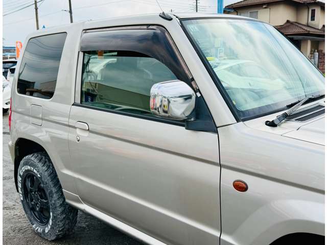 Mitsubishi Pajero Mini 8