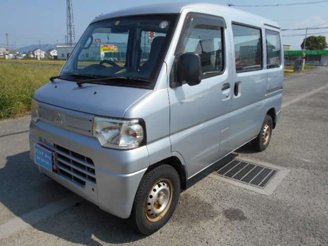 Mitsubishi Minicab Van 3