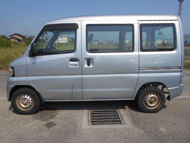 Mitsubishi Minicab Van 6