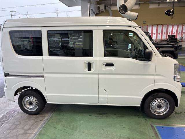 Suzuki Every 9