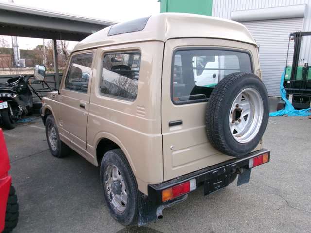 Suzuki Jimny 4