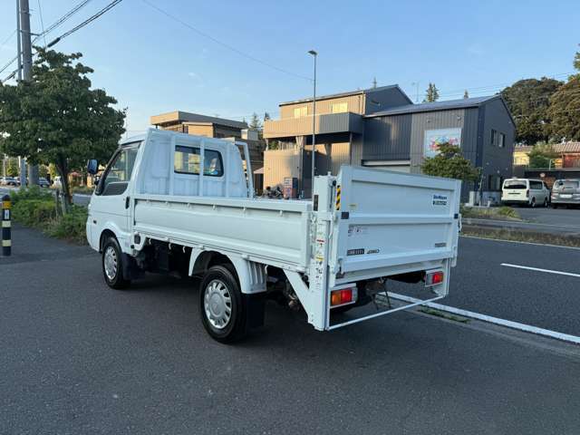 Mazda Bongo Truck 3