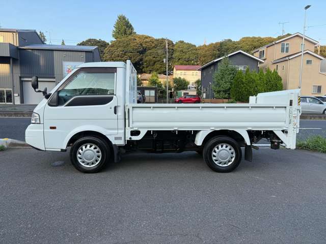 Mazda Bongo Truck 8
