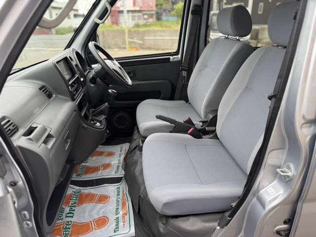 Daihatsu Hijet Deck Van 11