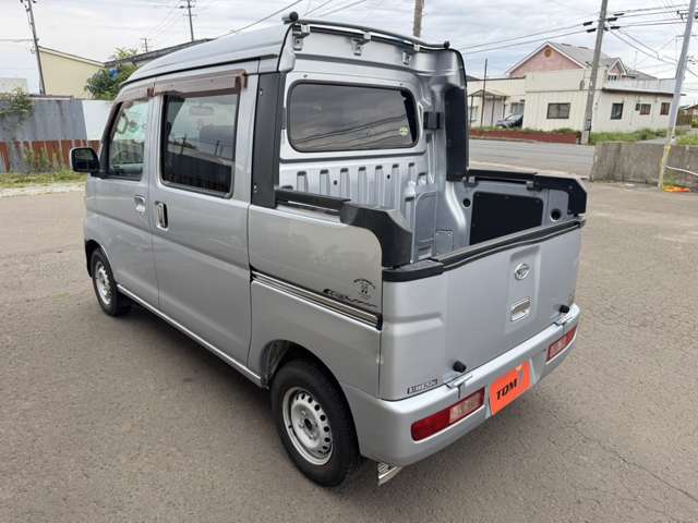 Daihatsu Hijet Deck Van 7