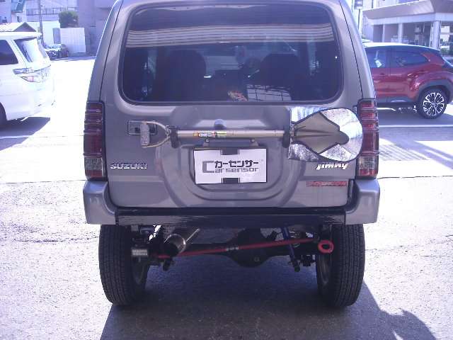 Suzuki Jimny 10