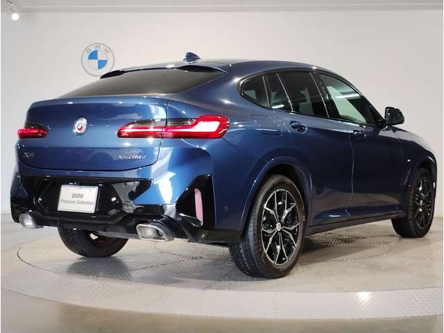 BMW X4 8
