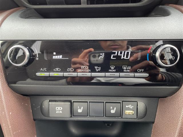 Toyota Yaris Cross 8