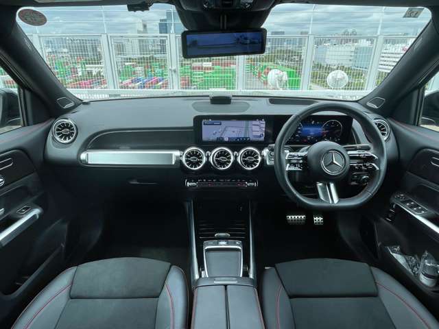 Mercedes-Benz GLB 7