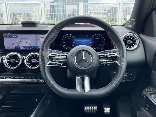 Mercedes-Benz GLB 8