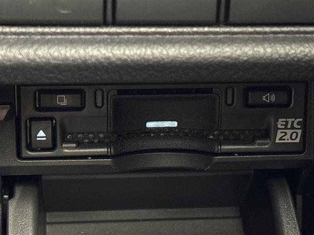 Lexus LBX 8