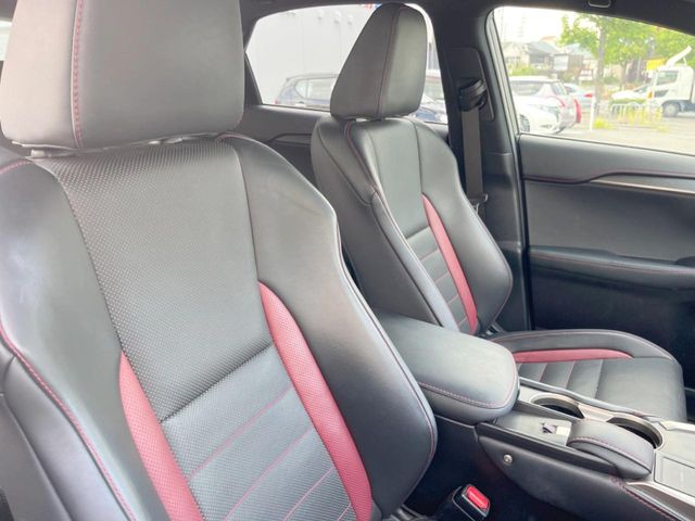 Lexus NX 8