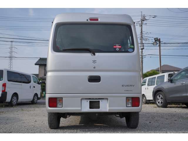 Suzuki Every 8