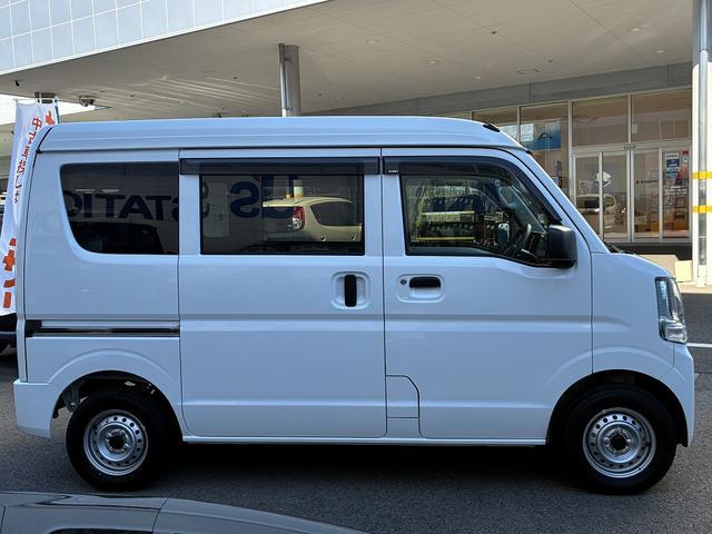 Suzuki Every 9