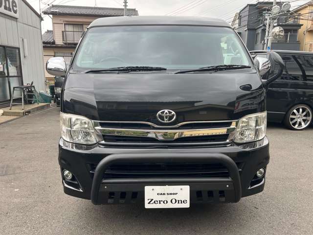 Toyota Hiace Van 2