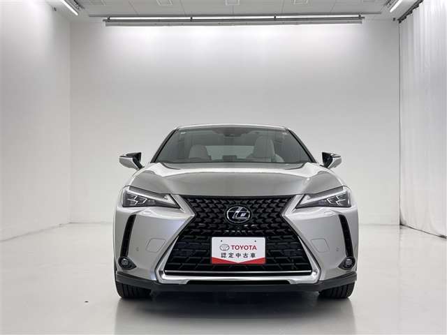 Lexus UX 4