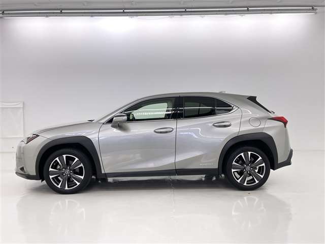 Lexus UX 5