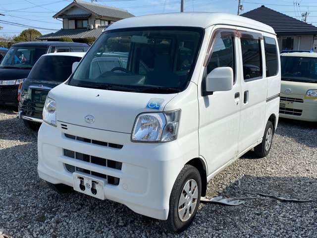 Daihatsu Hijet Cargo 2