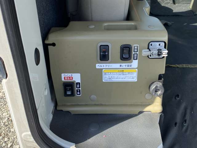 Daihatsu Hijet Cargo 9