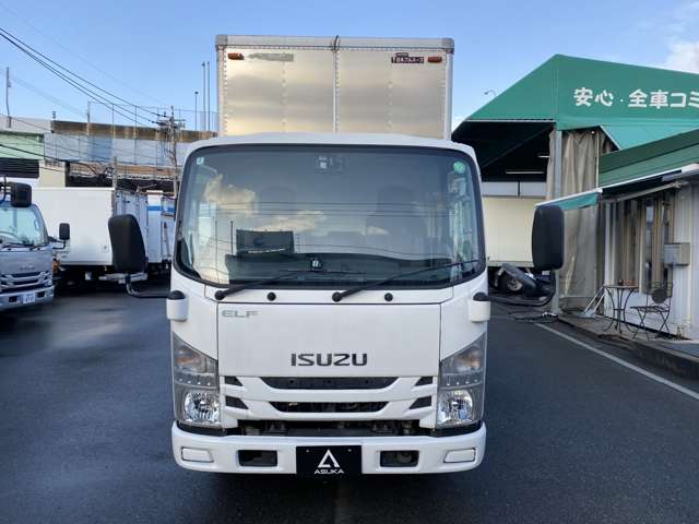 Isuzu Elf 2