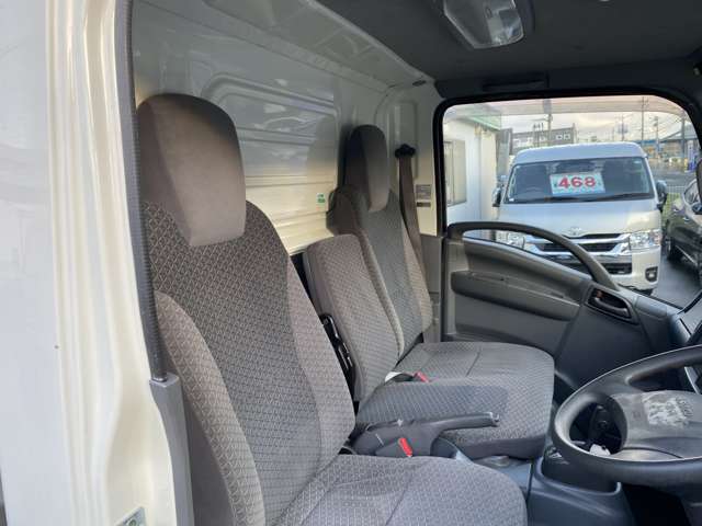 Isuzu Elf 10