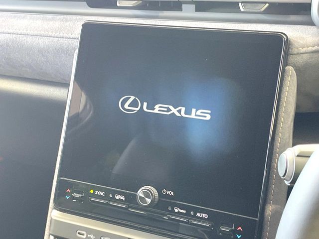 Lexus LBX 4