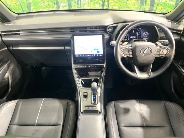 Lexus LBX 2