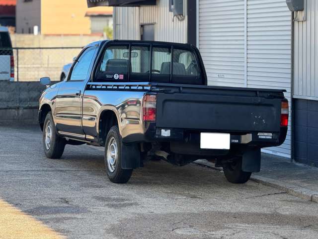 Toyota Hilux 7