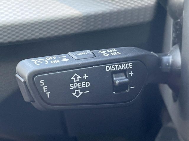 Audi Q2 6