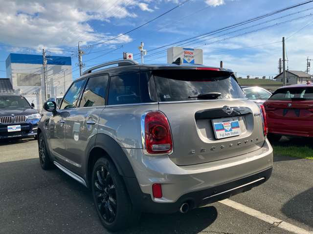 MINI Crossover 11