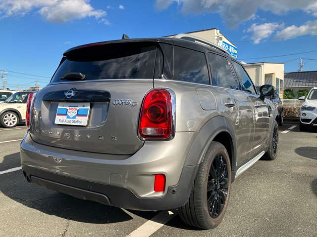 MINI Crossover 12