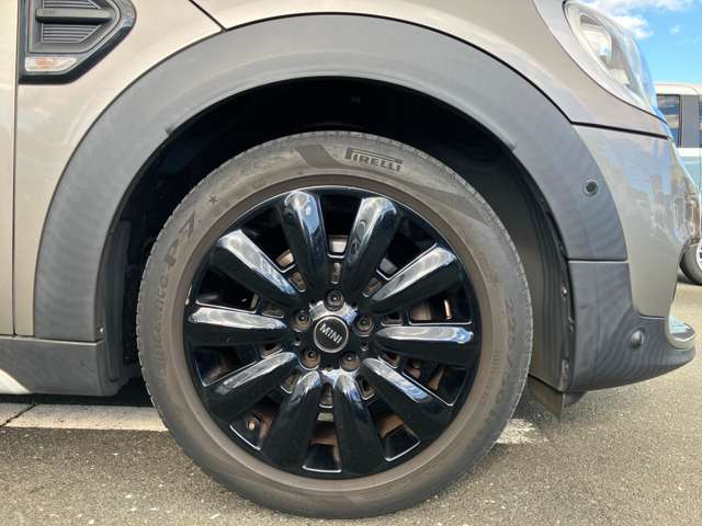 MINI Crossover 10