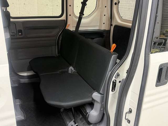 Honda N-VAN 12