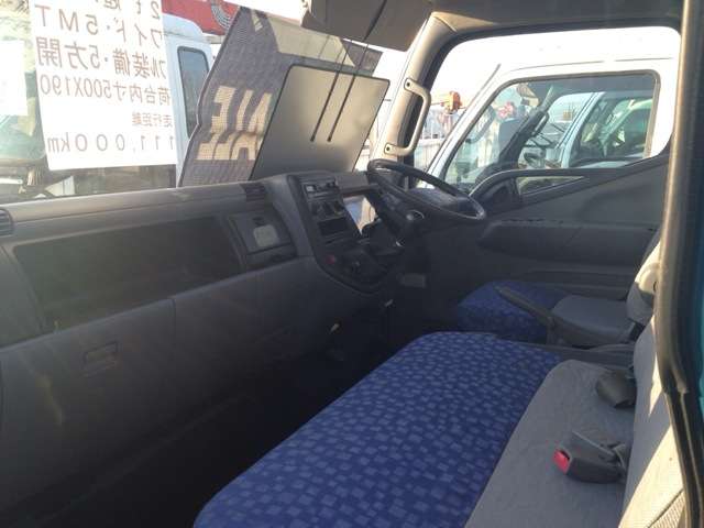 Mitsubishi Fuso Canter 8