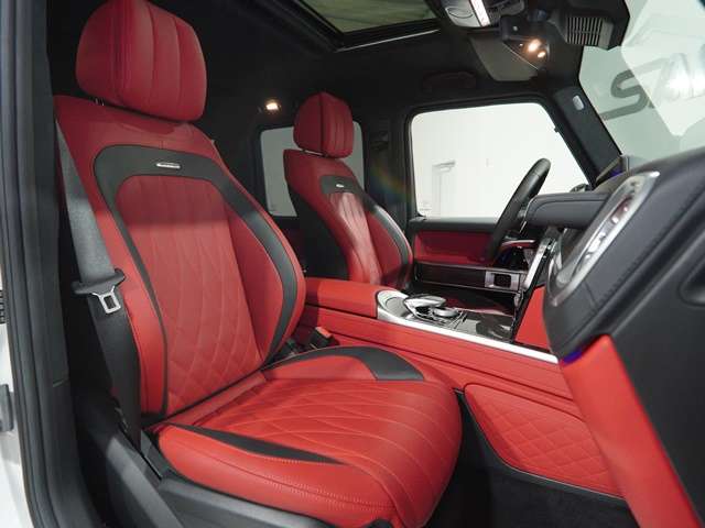 Mercedes-Benz G-Class 12