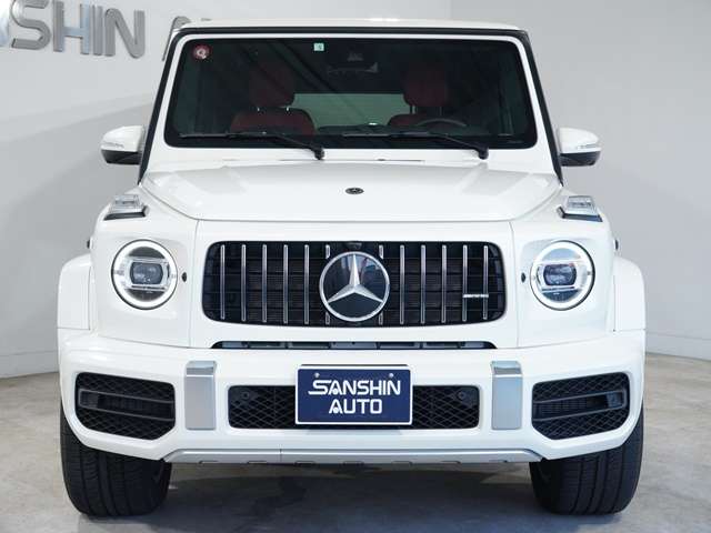 Mercedes-Benz G-Class 4