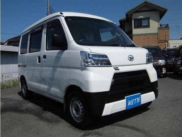 Daihatsu Hijet Cargo 5