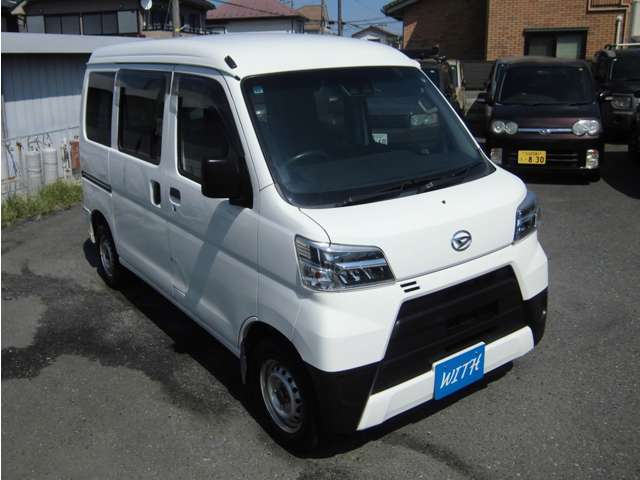 Daihatsu Hijet Cargo 6