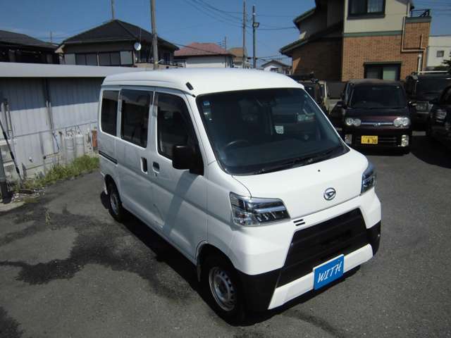 Daihatsu Hijet Cargo 7