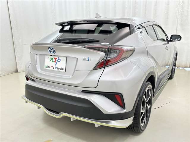 Toyota C-HR 7