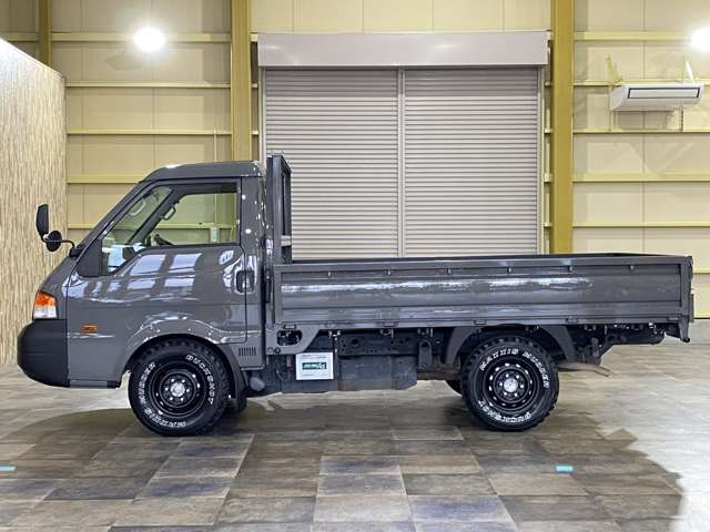 Mazda Bongo Truck 9