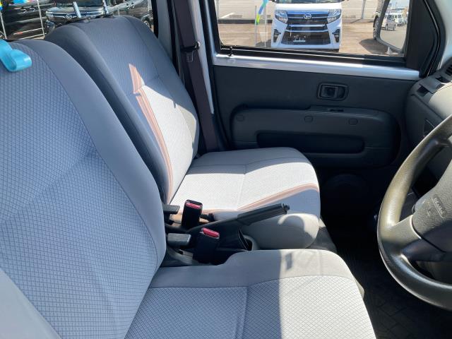 Daihatsu Hijet Deck Van 11