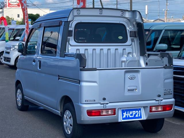 Daihatsu Hijet Deck Van 6