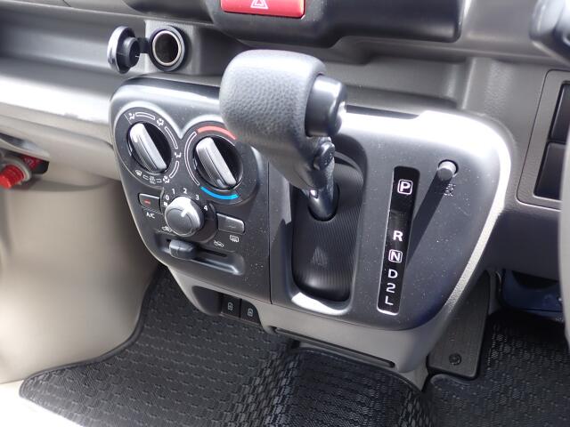 Suzuki Every 11