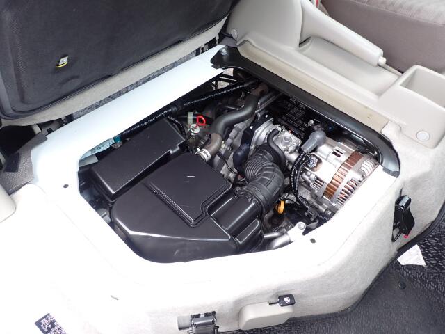 Suzuki Every 8